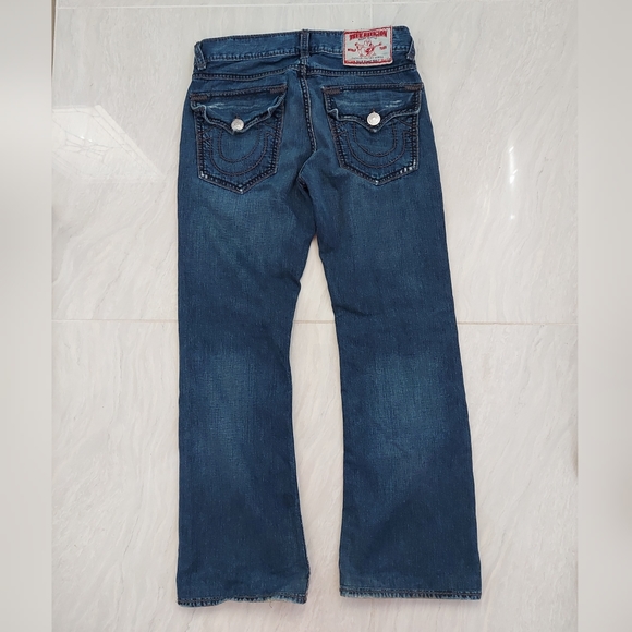 Men's True Religion distress jeans - Picture 2 of 5